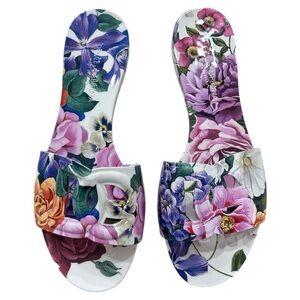 Dolce & Gabbana Bianca Interlock Slide Sandal in Mix Foote Cretonne Size 39